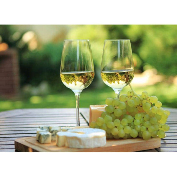 Băuturi alcoolice romanesti: Dorul de acasă în fiecare pahar